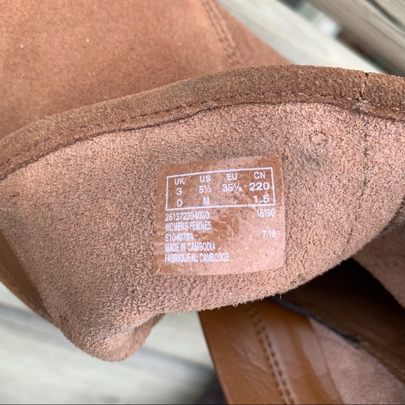 CLARKS Marana Suede Ankle Boot - Picture 5 of 5